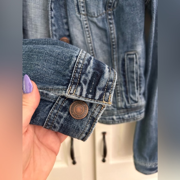 American Eagle Jean Jacket - Picture 4 of 6